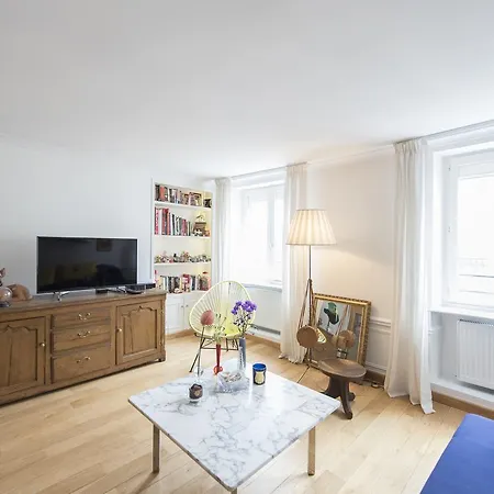 Veeve - South Pigalle Perfection Apartment Paris