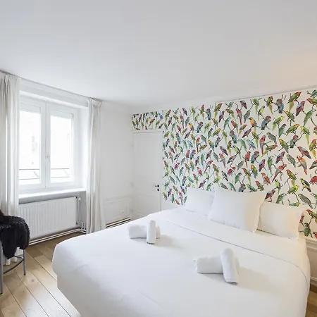 Veeve - South Pigalle Perfection * Parigi